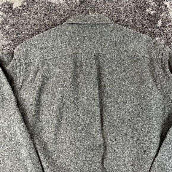 LL Bean Men's Shacket L Regular Gray Long Sleeve Button Up Gorpcore Pockets - Picture 9 of 12